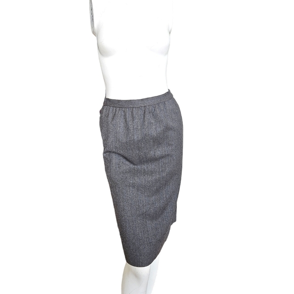 Vintage Saville Petite Gray Skirt Suit - Picture 9 of 15